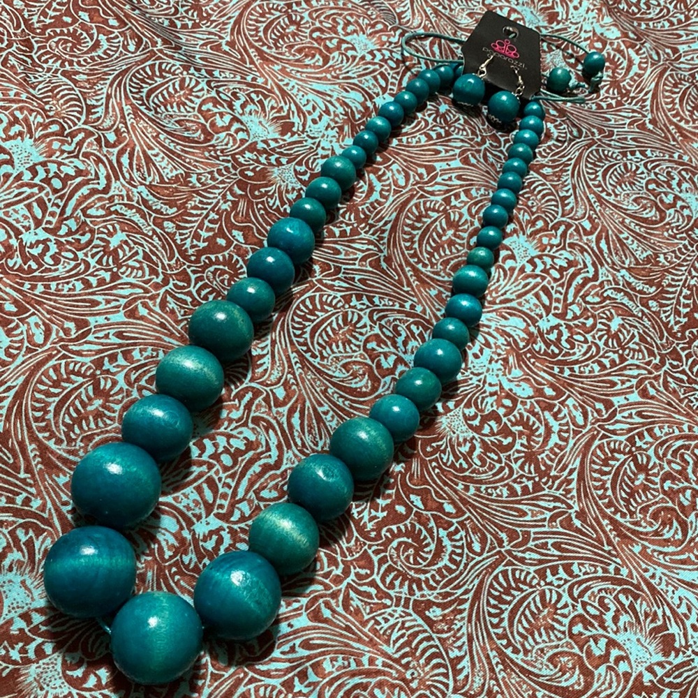 Wooden turquoise necklace and earring set. New